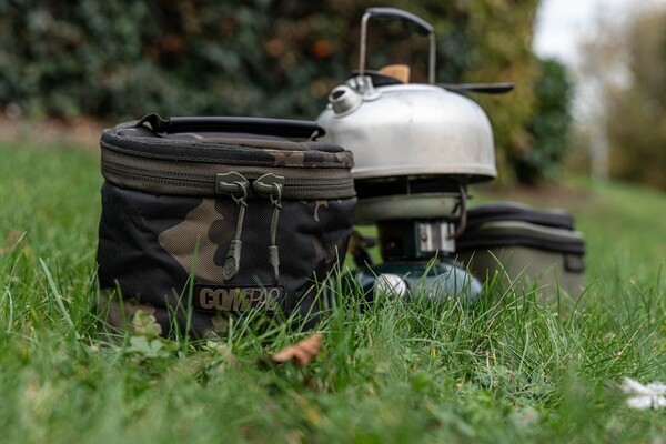Sac pour réchaud camouflage sombre Korda Compac