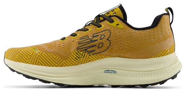 Chaussures Trail New Balance FuelCell SuperComp Trail Marron Homme