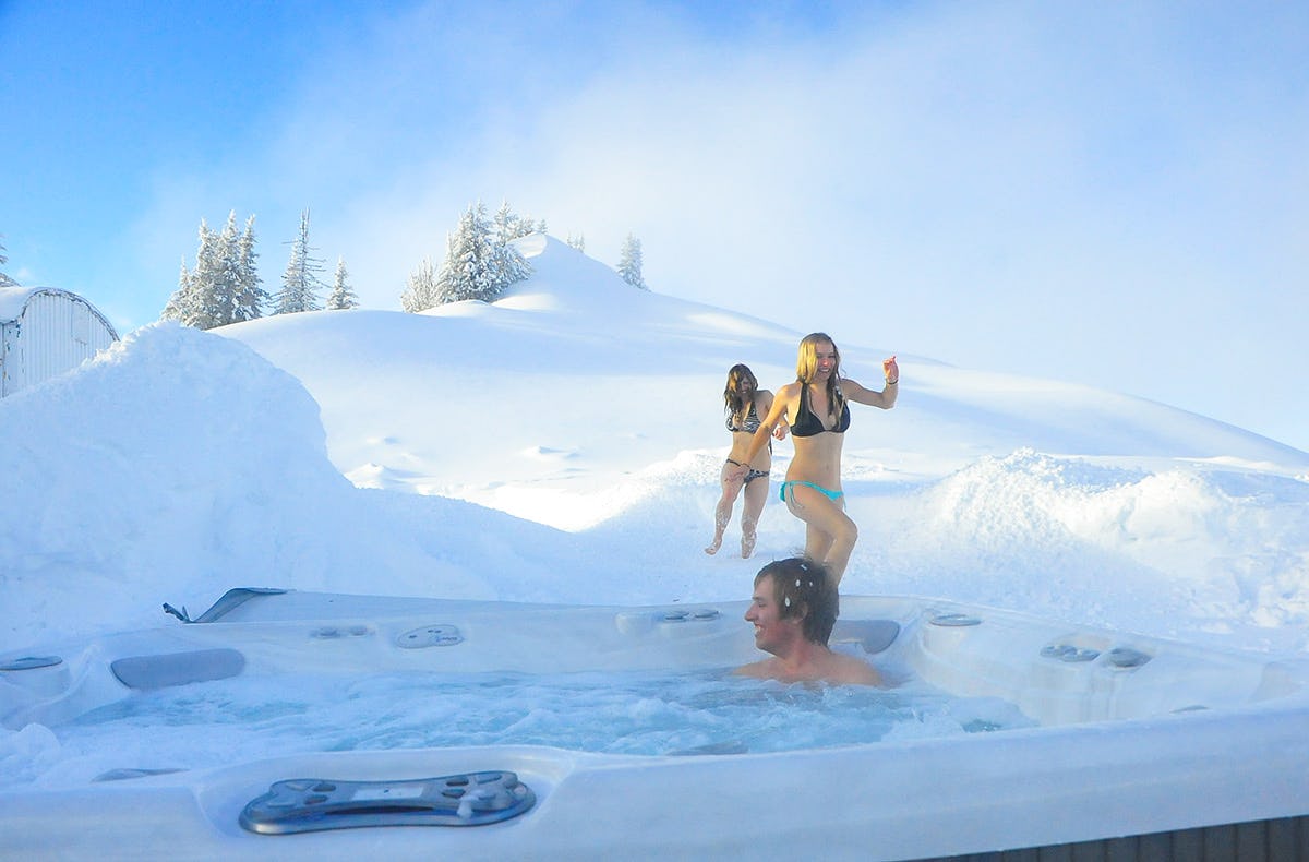 Iglu-Übernachtung in Gstaad als besondere Geschenkidee