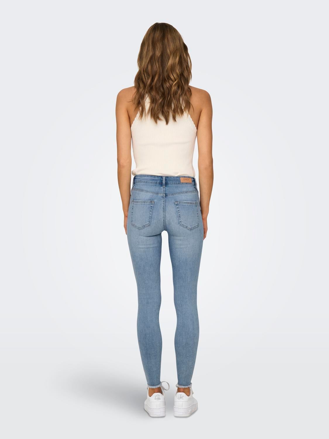 ONLBLUSH Mittlere Taille Skinny Fit Jeans Light Medium Blue Denim