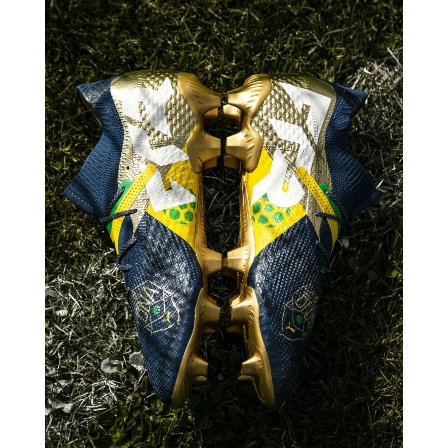 PUMA Future 7 Ultimate FG/AG NJR BNA - Sailing Blue/Marine Blue/Jaune/Grassy Green/Doré ÉDITION LIMITÉE