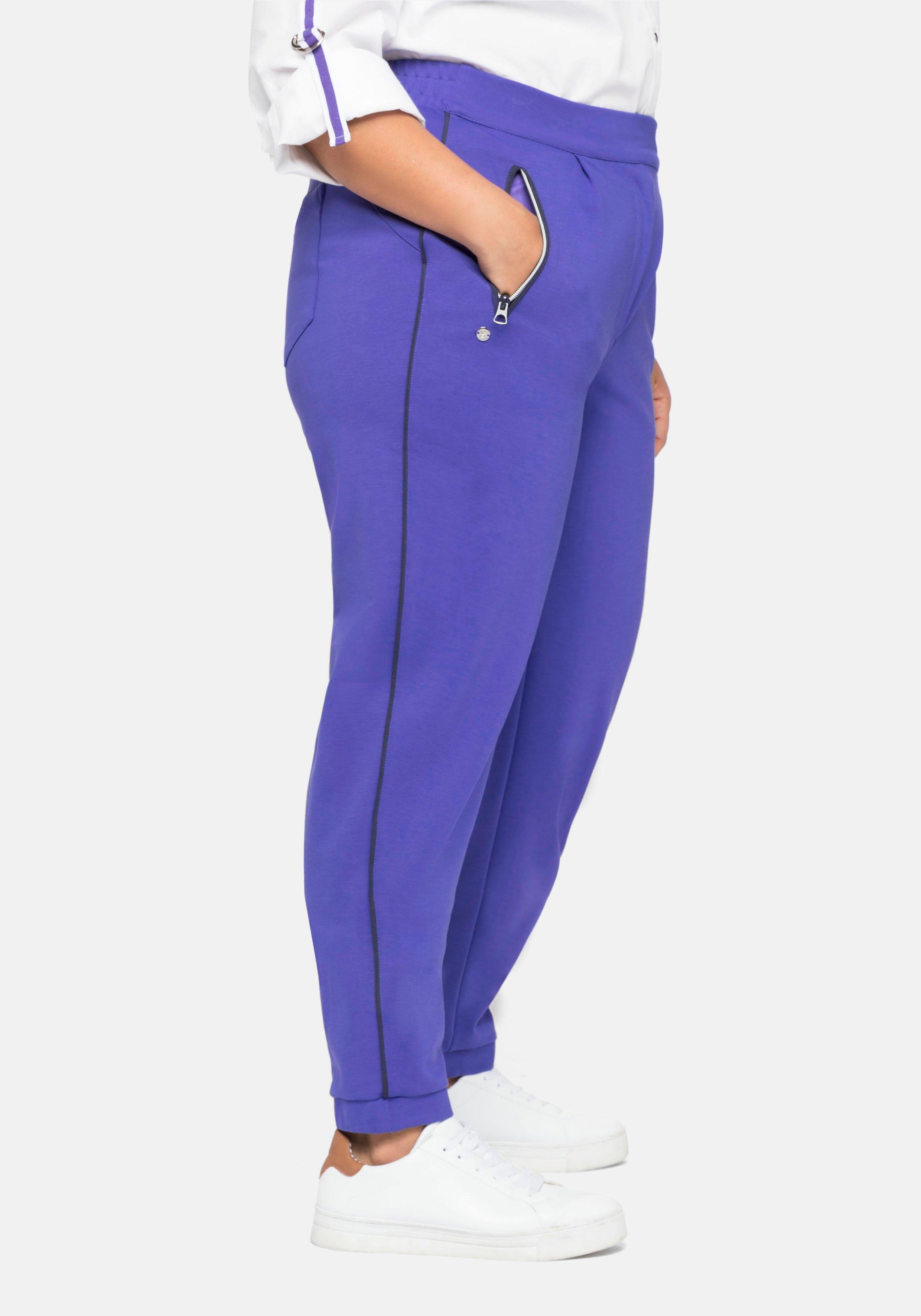 Joggpants mit Gummibund und Druckknöpfen