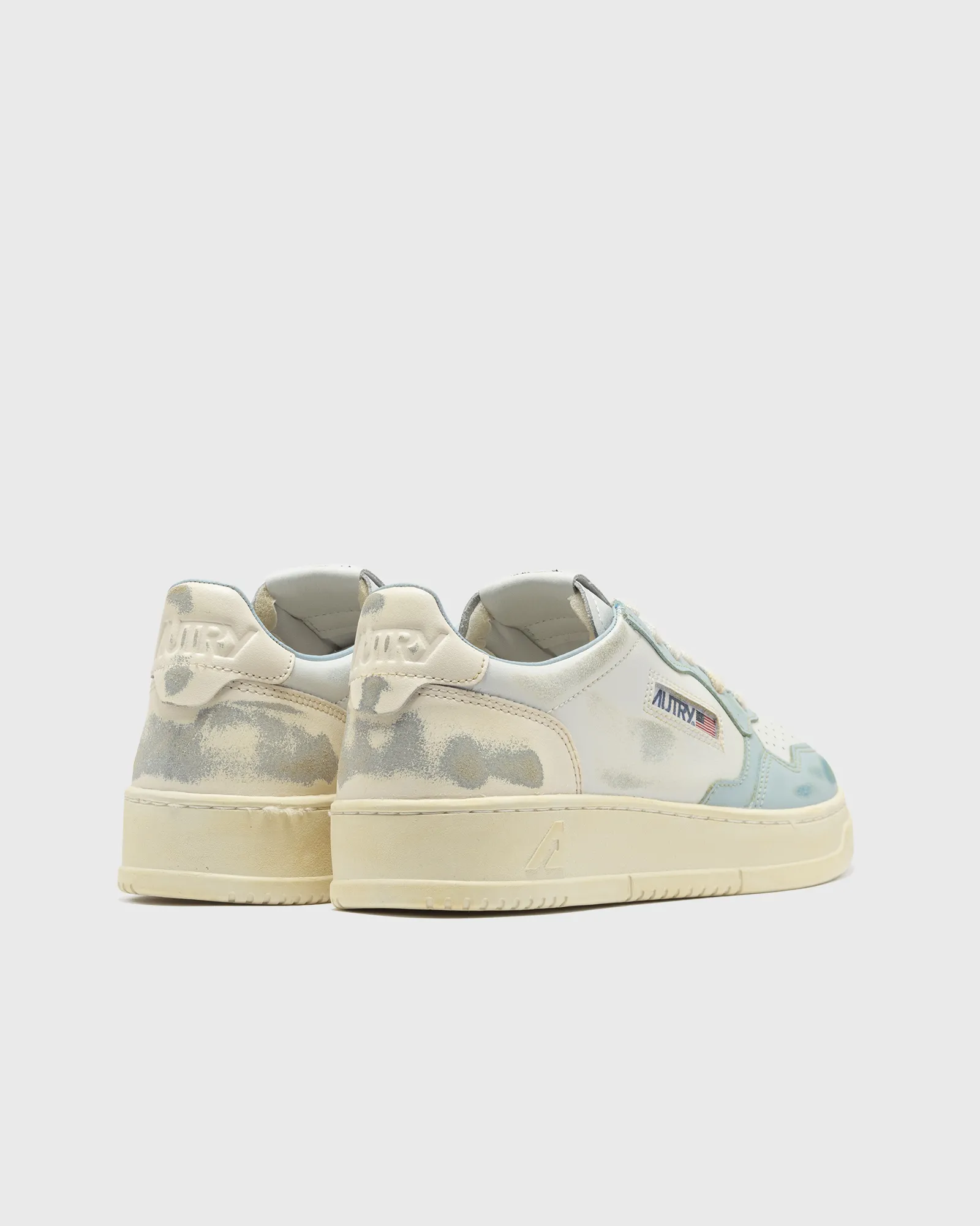 Autry Action Shoes WMNS SUP VINT LOW