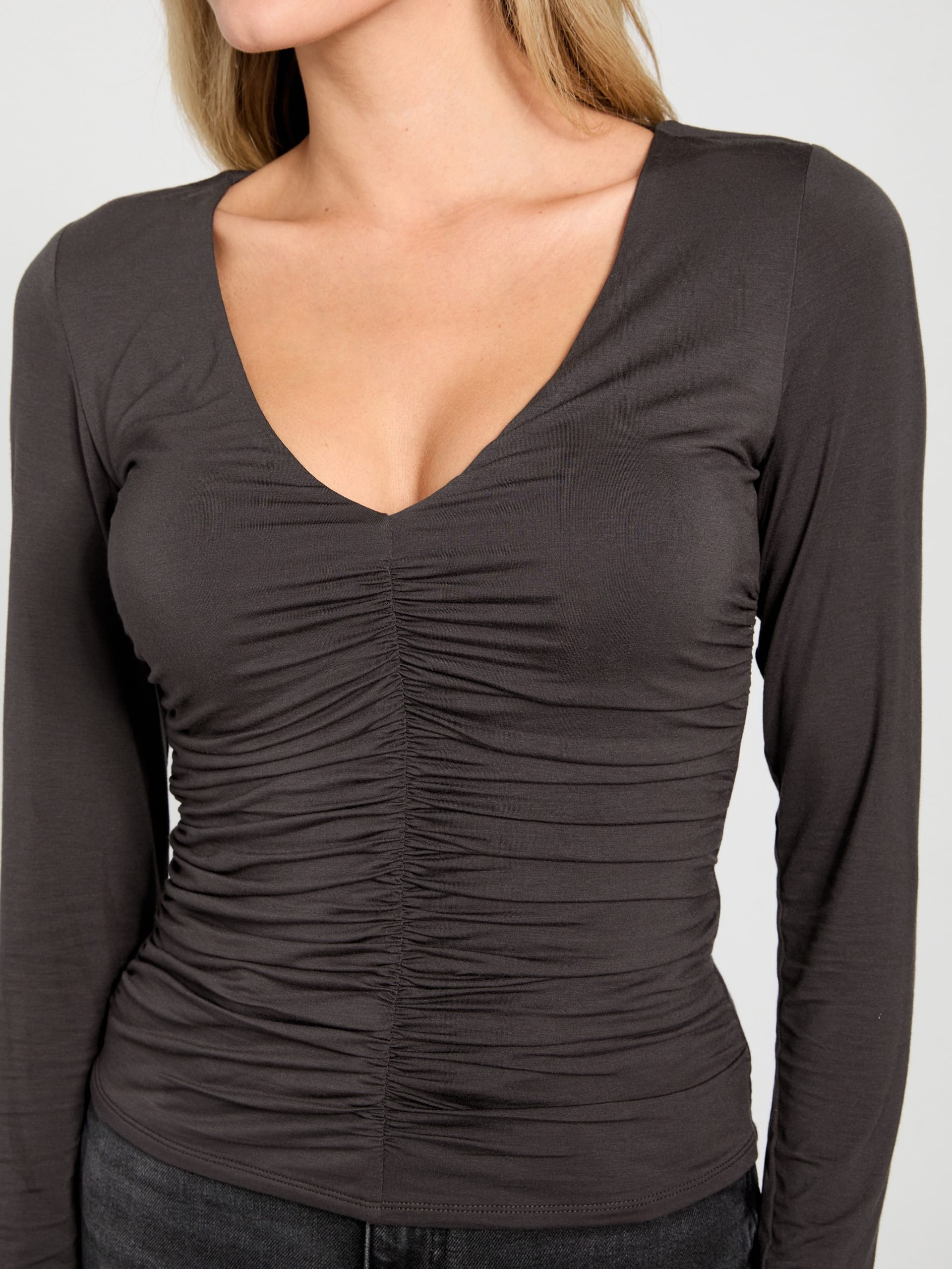 Blusa Eco Ayleen com Decote em V