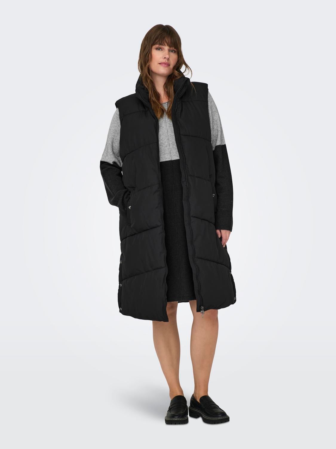 CARRUBY Daunenweste Black