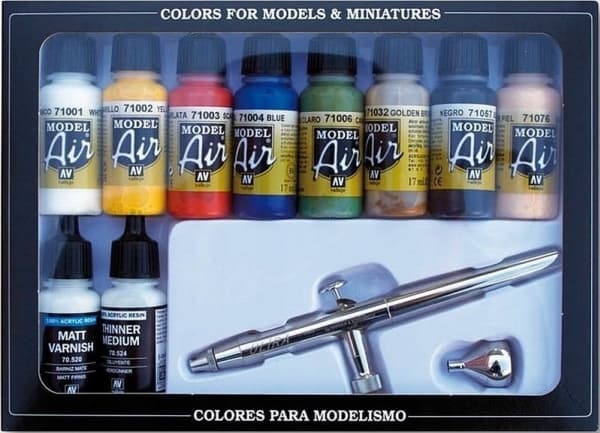 Model Air basics color set 10x17ml + airbrush