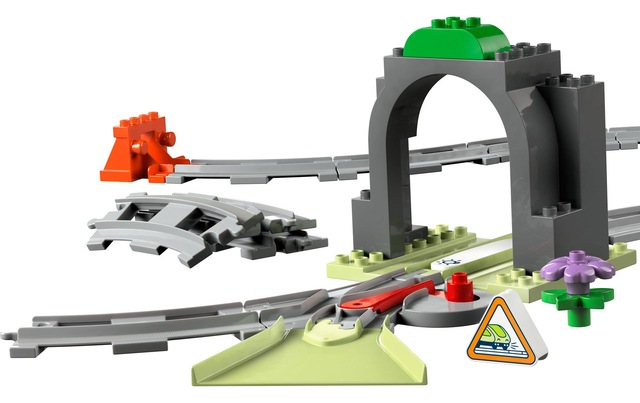 LEGO® Spielbausteine »DUPLO® Eisenbahntunnel und Schienen 10425«