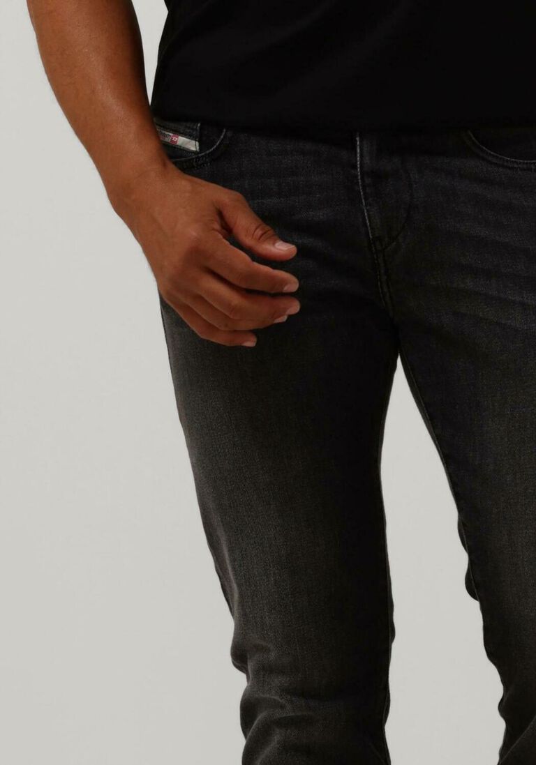 DIESEL donkergrijze diesel slim fit jeans 2019 d-strukt