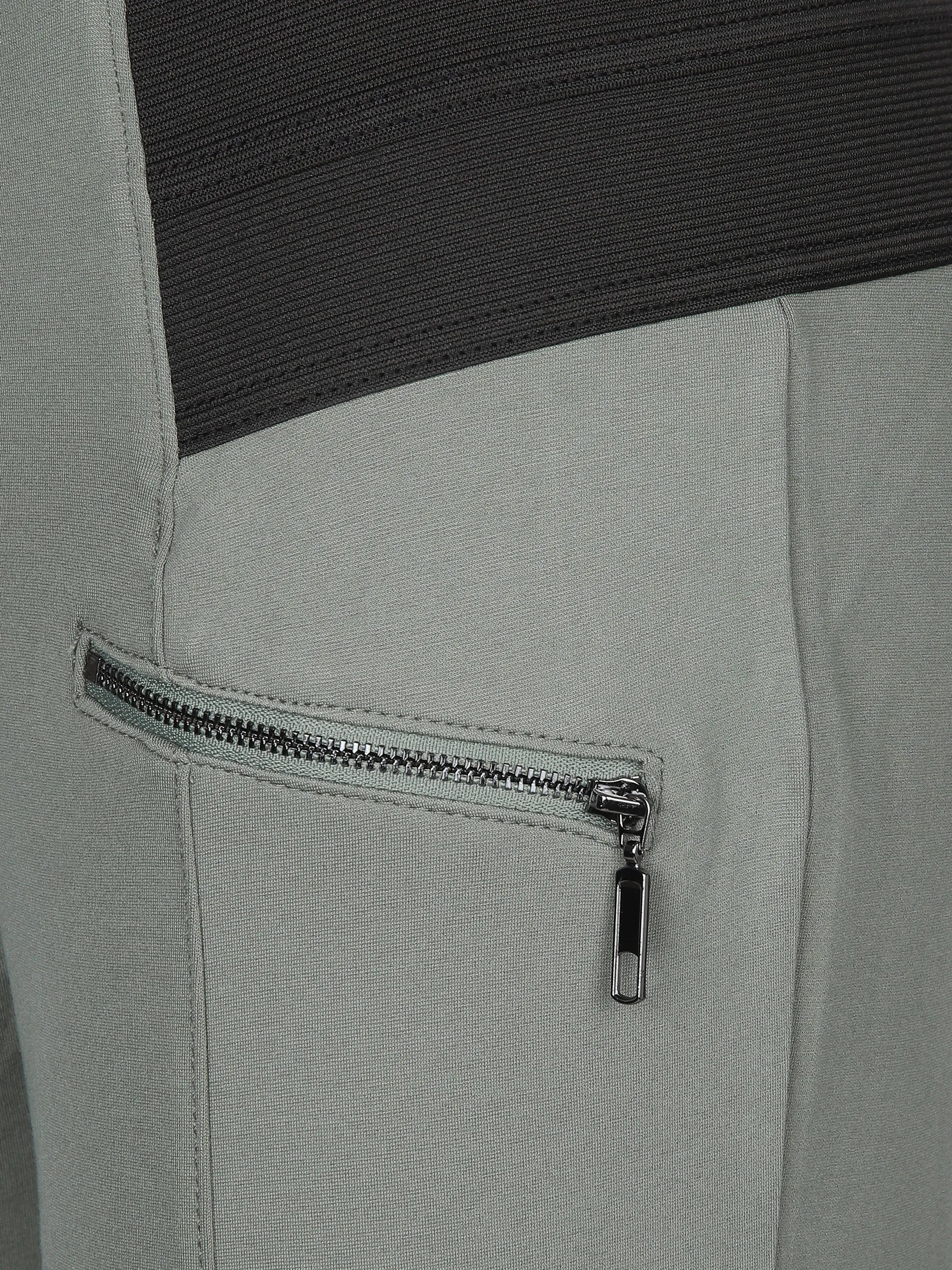 Damen Hose mit Gummidetails