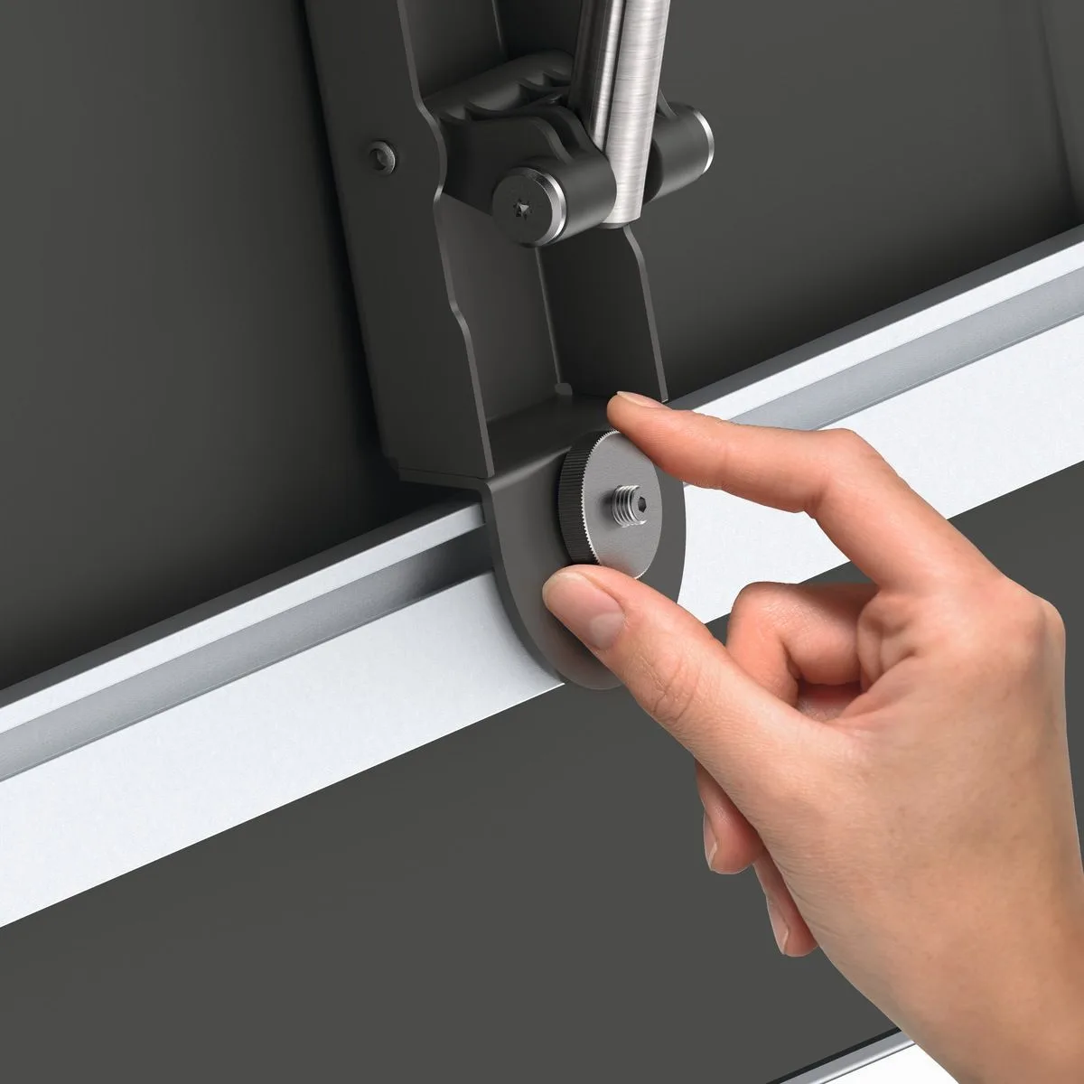 Vogel's Thin 525 Supports TV