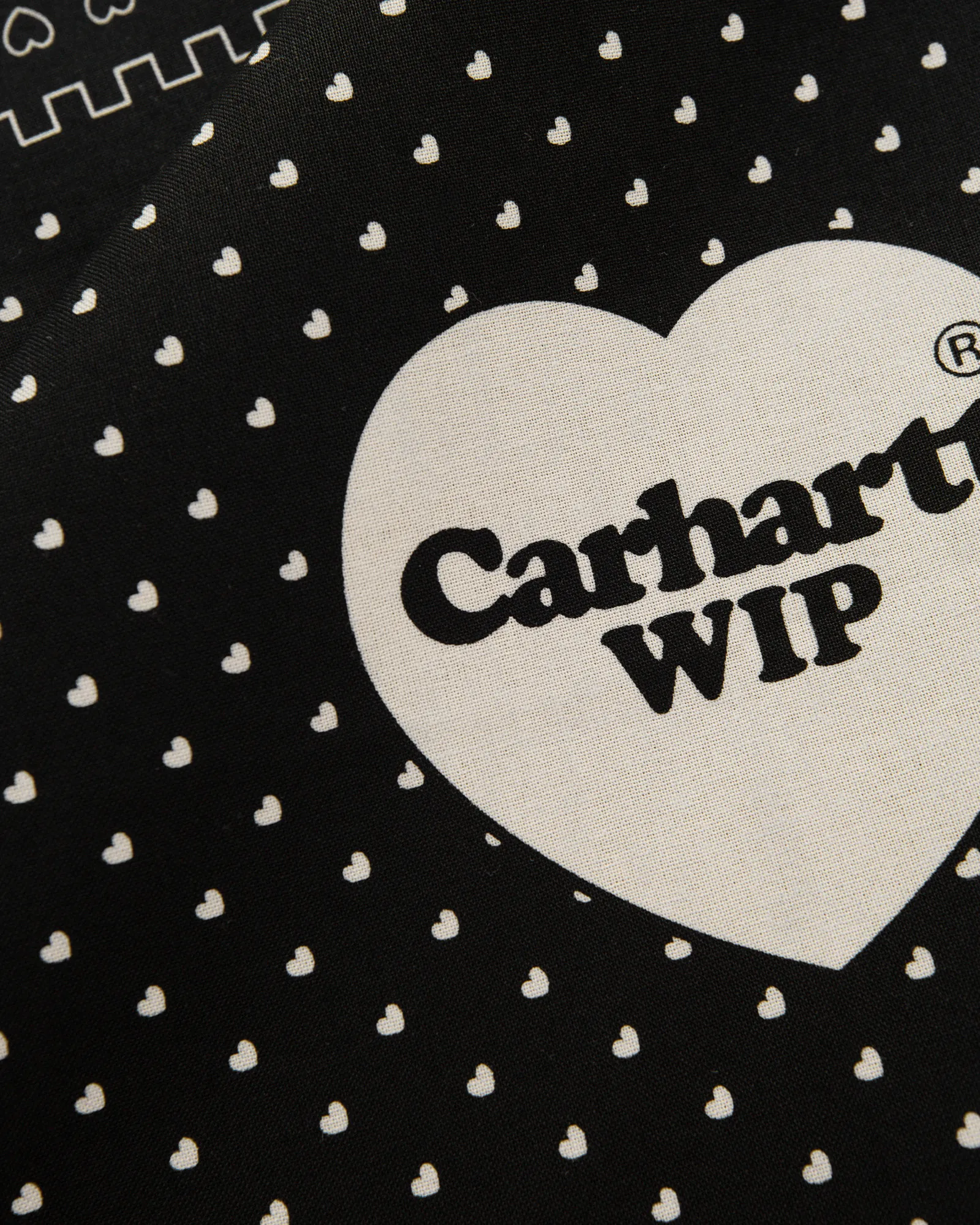 Bandana Carhartt WIP com Coração
