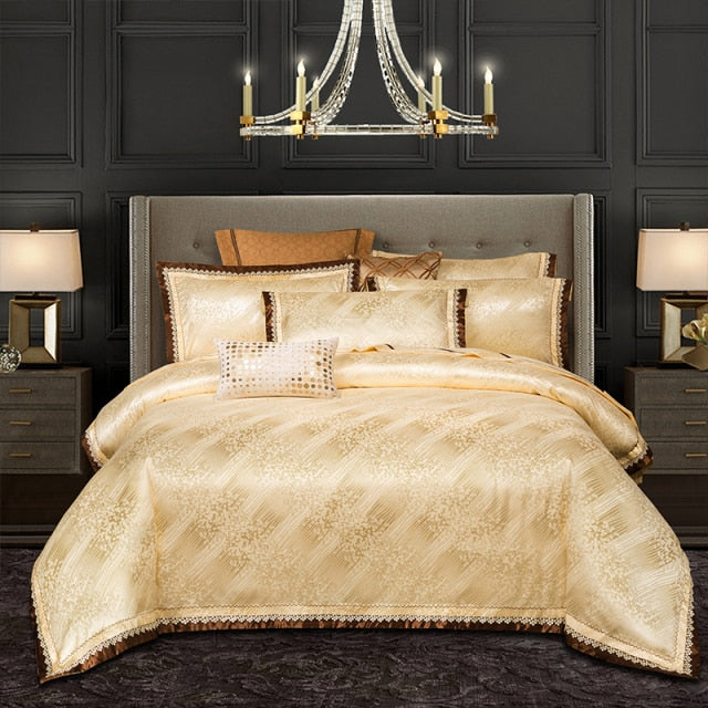Elegant Bed Linen Set