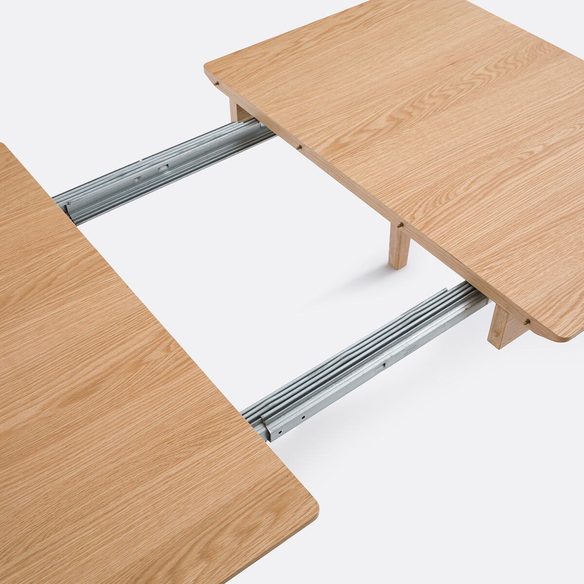 LA REDOUTE INTERIEURS<br>Mesa extensível Tioga 4-10 lugares folheado a carvalho