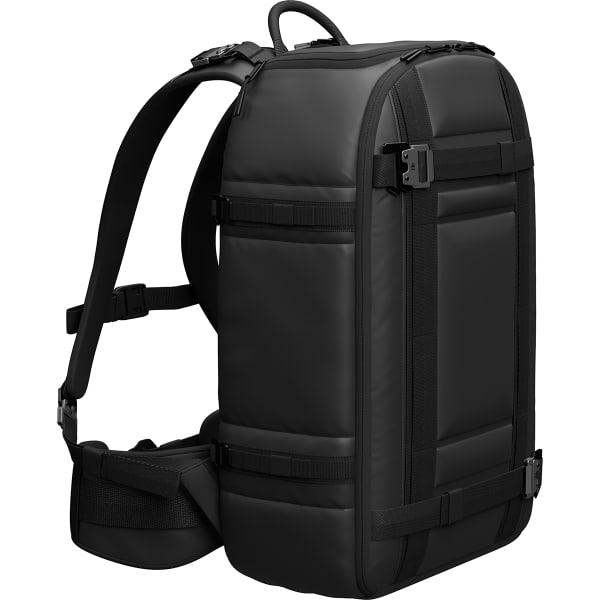 Sac à dos lifestyle DB THE RAMVERK 26L PRO BACKPACK BLACK OUT