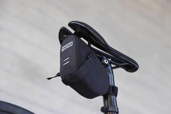 COLOMBE II Satteltasche  schwarz  0.5 L