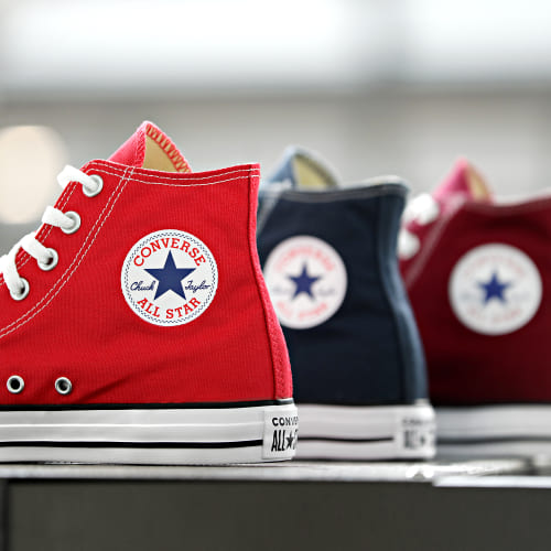 Baskets Chuck Taylor All Star Classic High Top M9613 Bordeaux