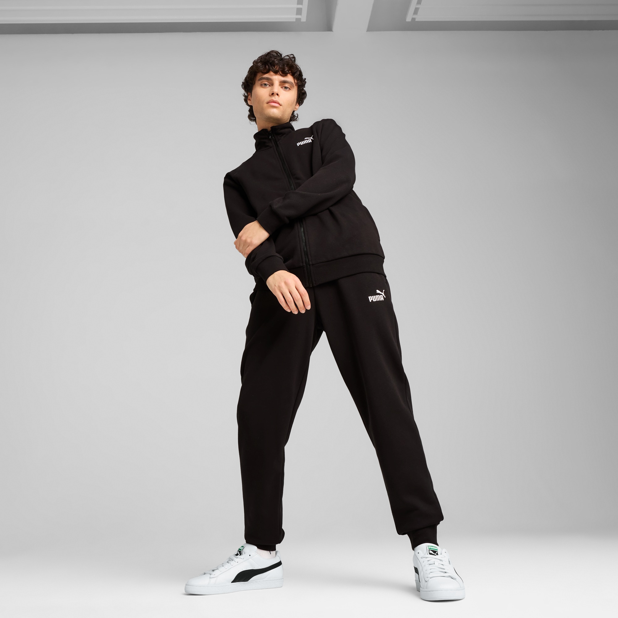 PUMA Trainingsanzug »ESS SWEAT SUIT TR« 2 Stk. tlg. Bequemer Casual Jogginganzug