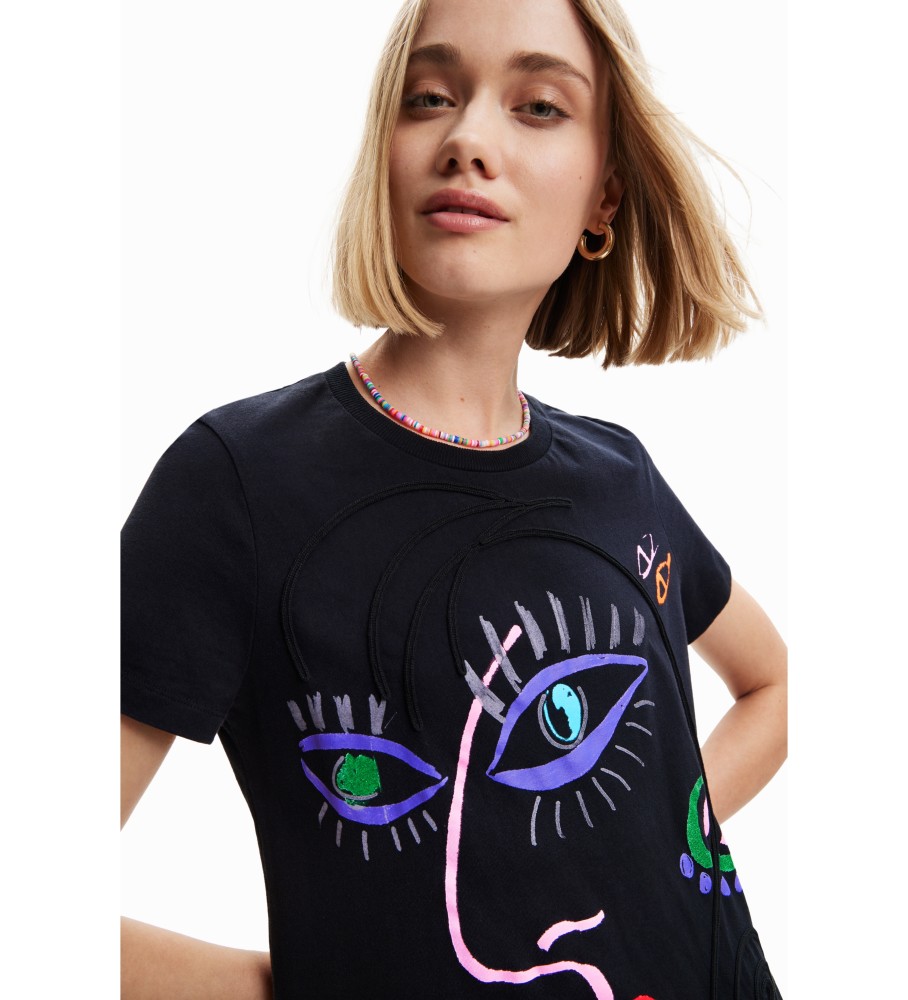 Vestido camiseta Desigual Arty Face preto