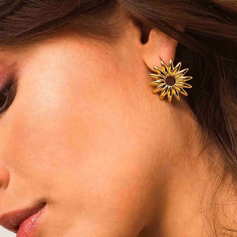 Boucles d'oreilles fleur en acier dorées
