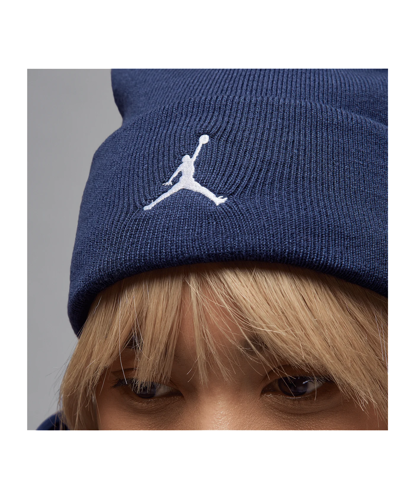 Jordan Peak Lined Beanie Blau F410