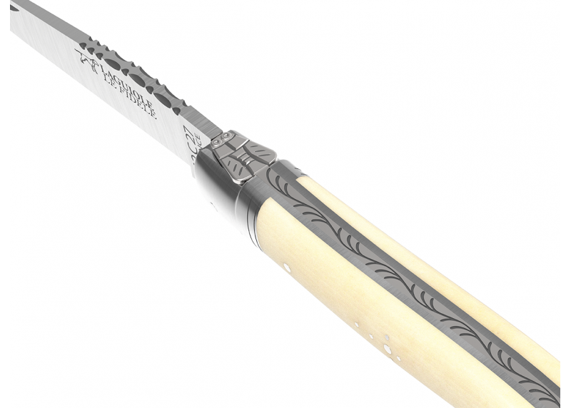Couteau Laguiole avec un manche en os de bovin et 2 mitres en acier inoxydable