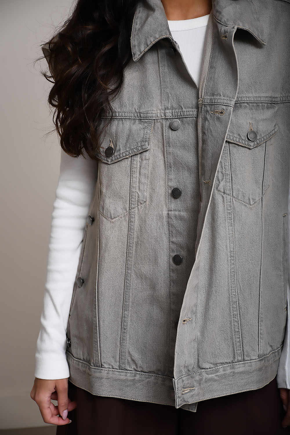Janette denim sleeveless jacket