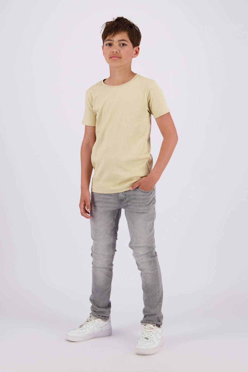 Raizzed T-shirt Bannu wit