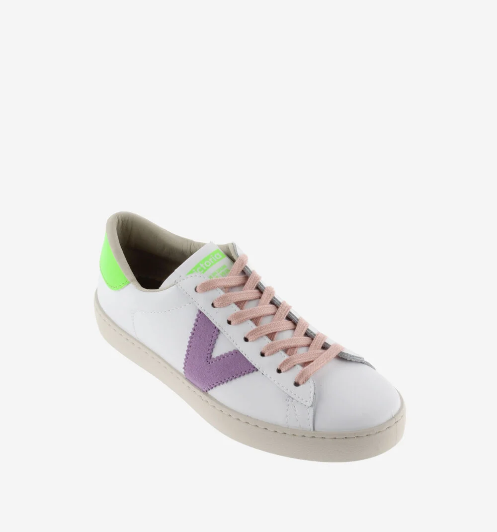 BERLÍN CUIR & NÉON Baskets blanches en cuir et détails fluo pour femme VERDE