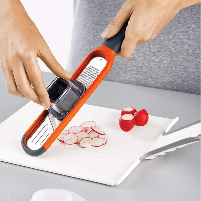 Mini râpe 2 en 1 handi-grate orange Joseph Joseph