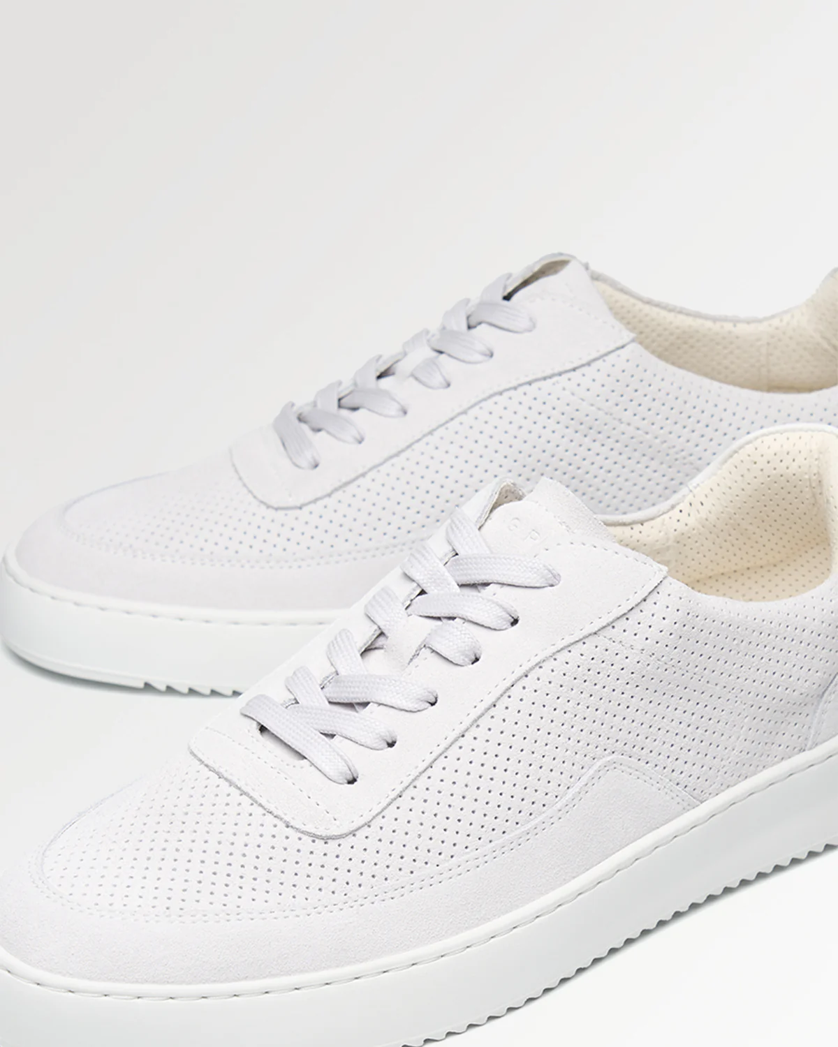 Mondo Suede Perforated White