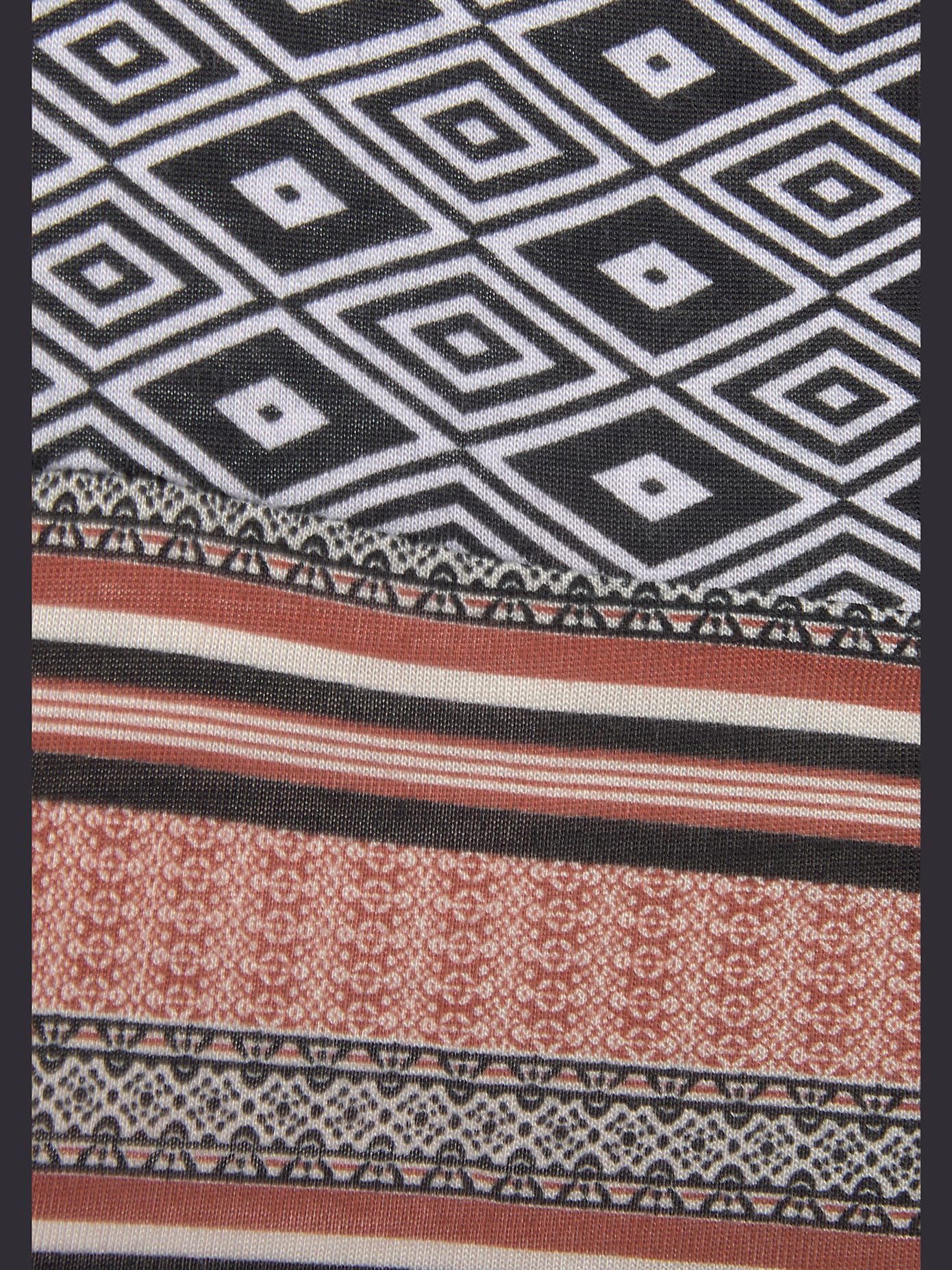 Kimono court avec motif ethnique