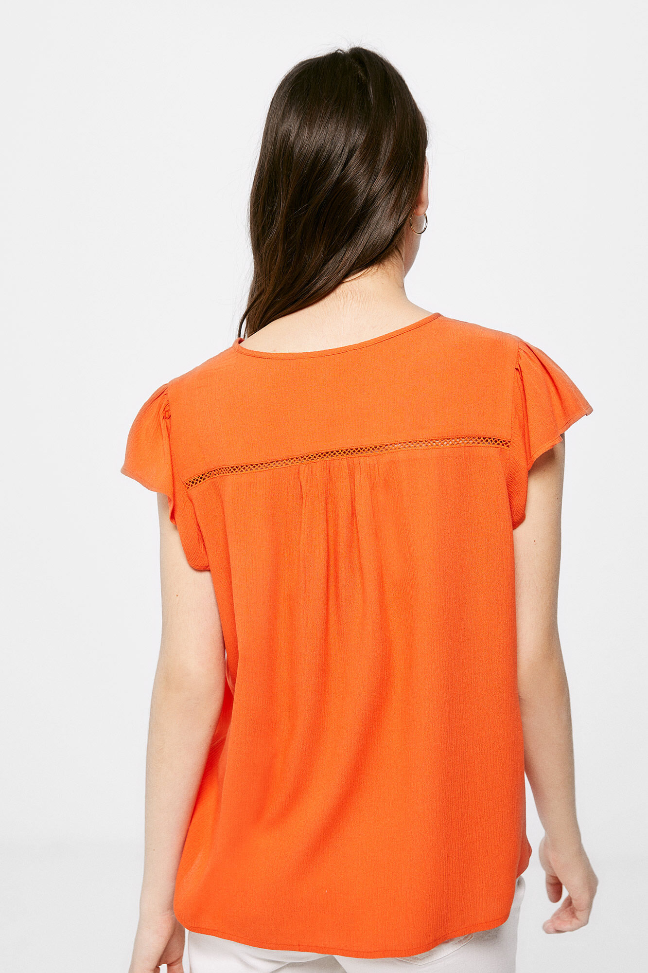 Blusa de renda fluida