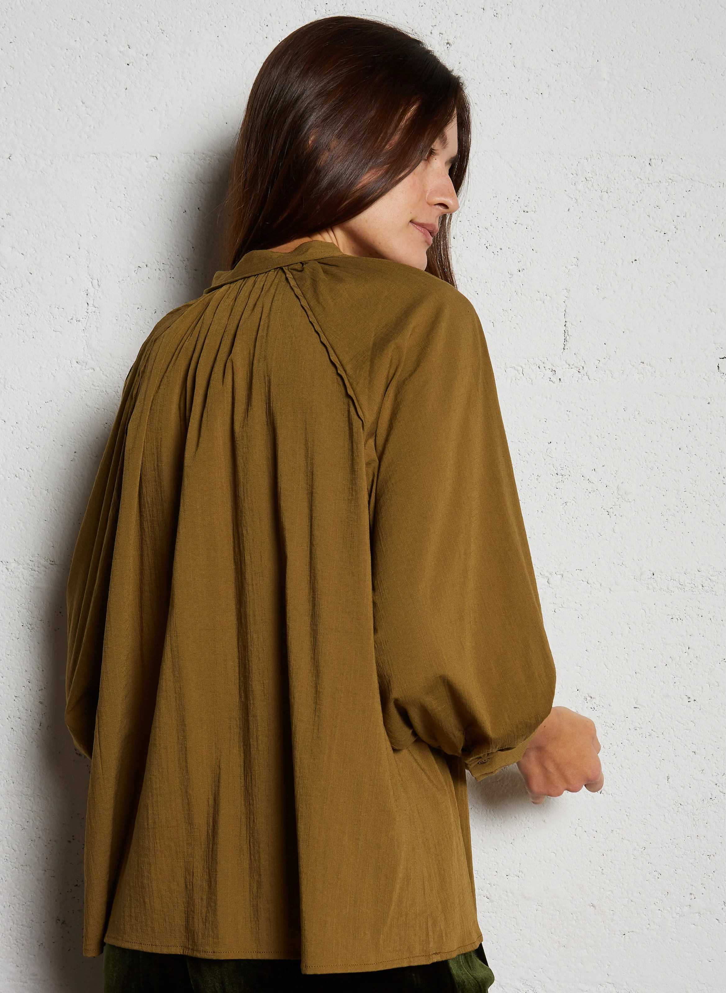 Blouse ample à col mao | Kaki
