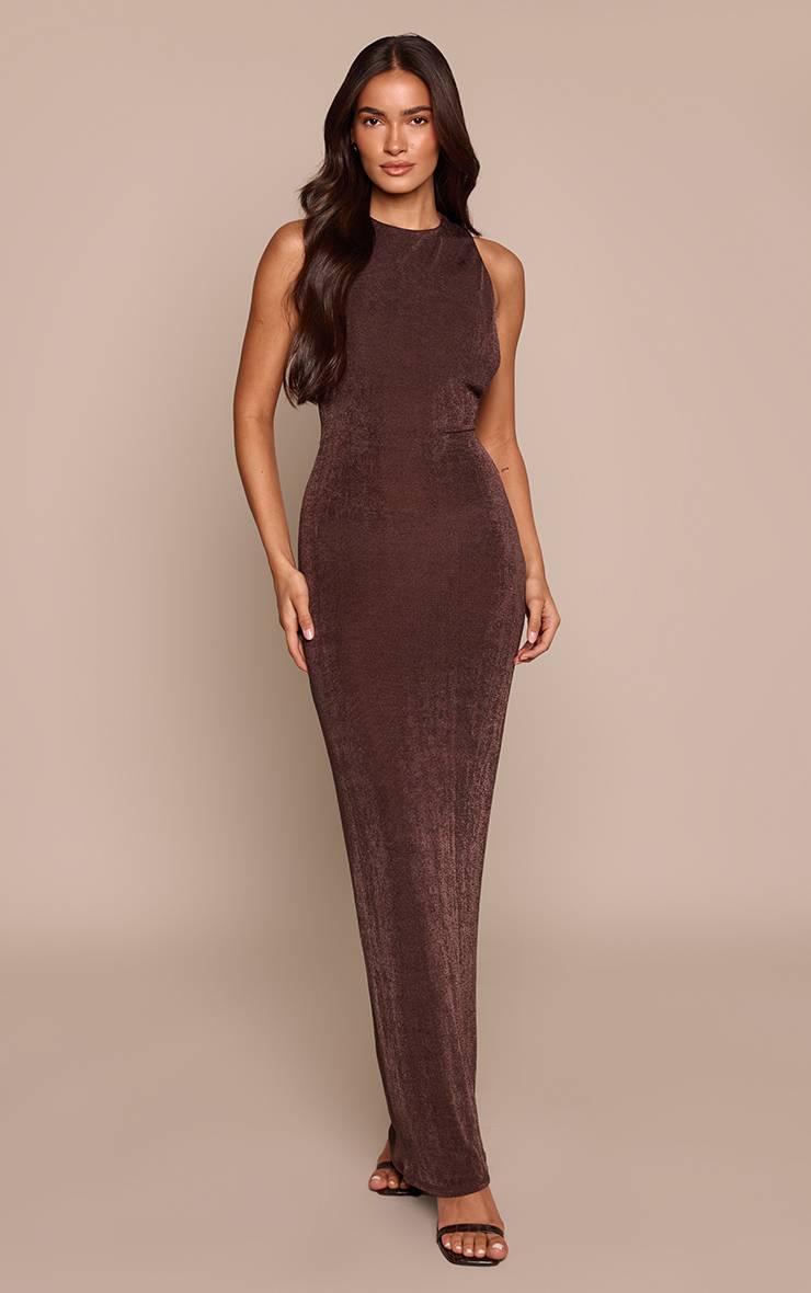 Marron Robe Maxi Moulante Drapée Au Dos Avec Finitions En Acétate