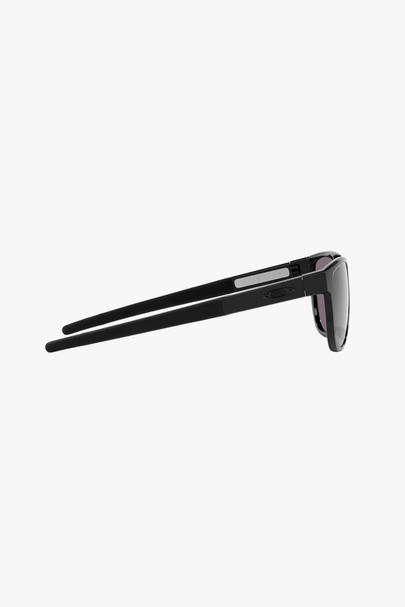 Oakley Actuator Sportbrille