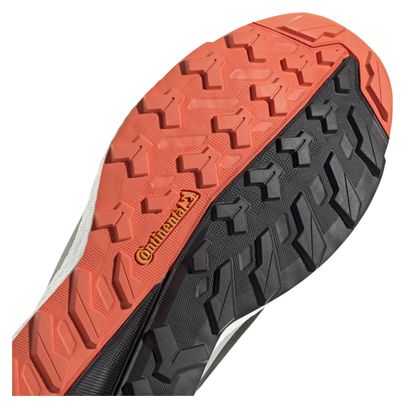 Chaussures de Randonnée adidas Terrex Free Hiker 2.0 Low GTX Beige Noir Homme