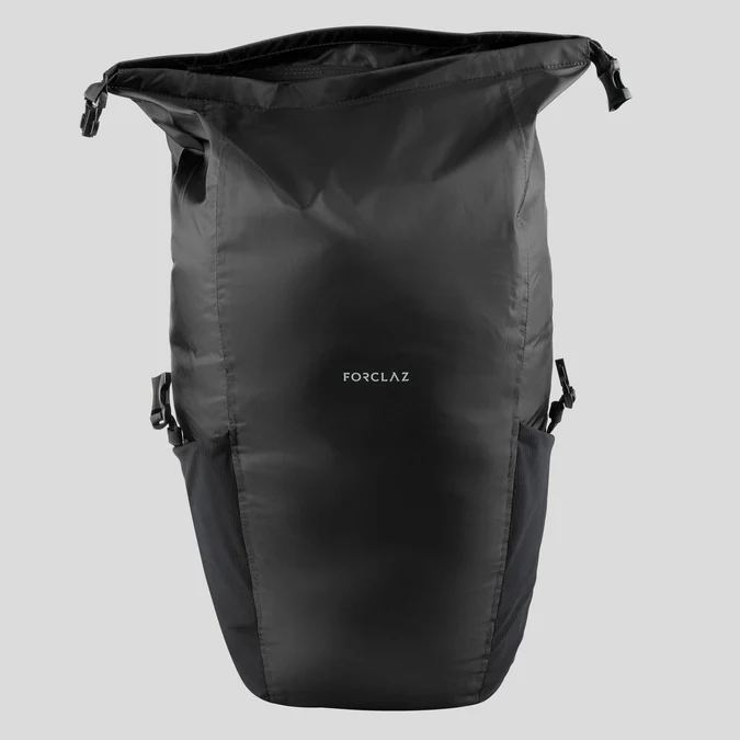 Decathlon Forclaz - Mochila de caminhada compacta e impermeável Forclaz Travel 100 de 20 litros