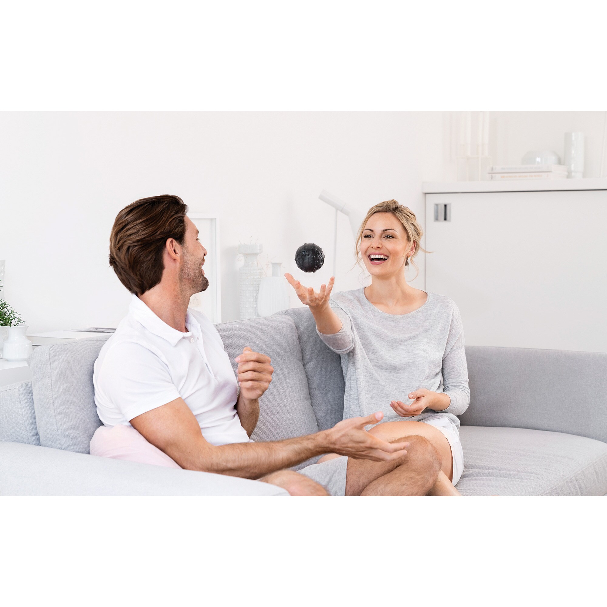 Beurer Massagegerät Massageball mit Vibration MG 10