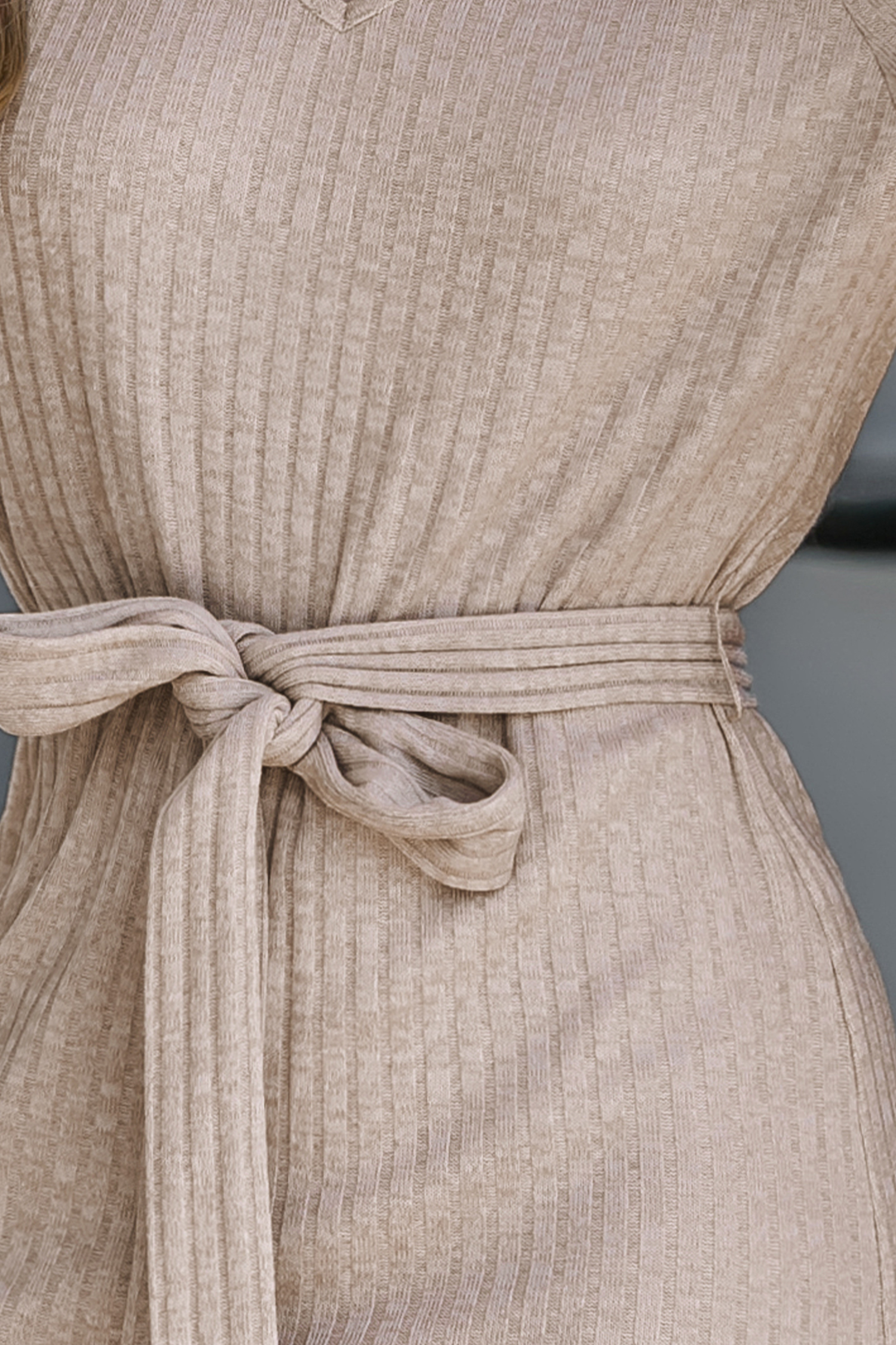 Robe mini côtelé avec ceinture à nœud