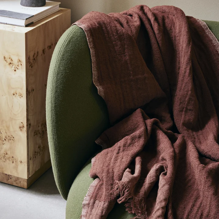 Ferm Living - Weaver Tagesdecke, 170 x 120 cm, rotbraun