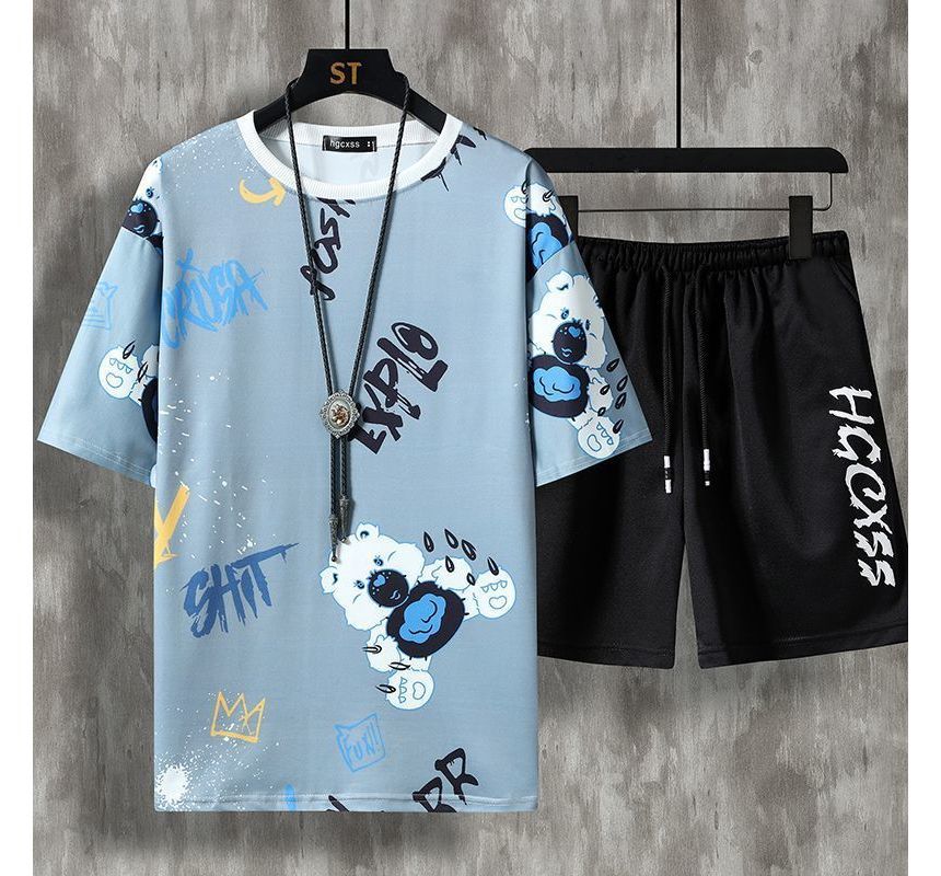 Wewewow - Set: T-shirt met korte mouwen, ronde hals en letters + korte broek met trekkoord in de taille