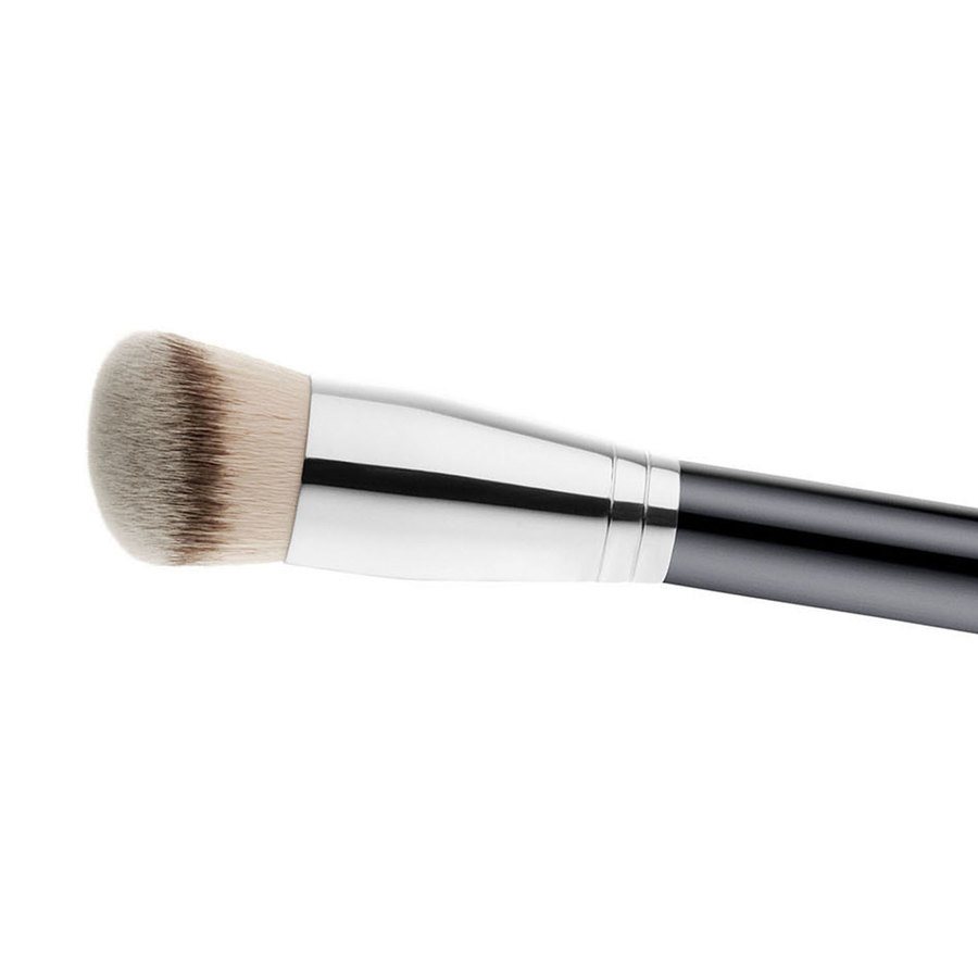 MAC 170 Synthetic Rounded Slant Brush