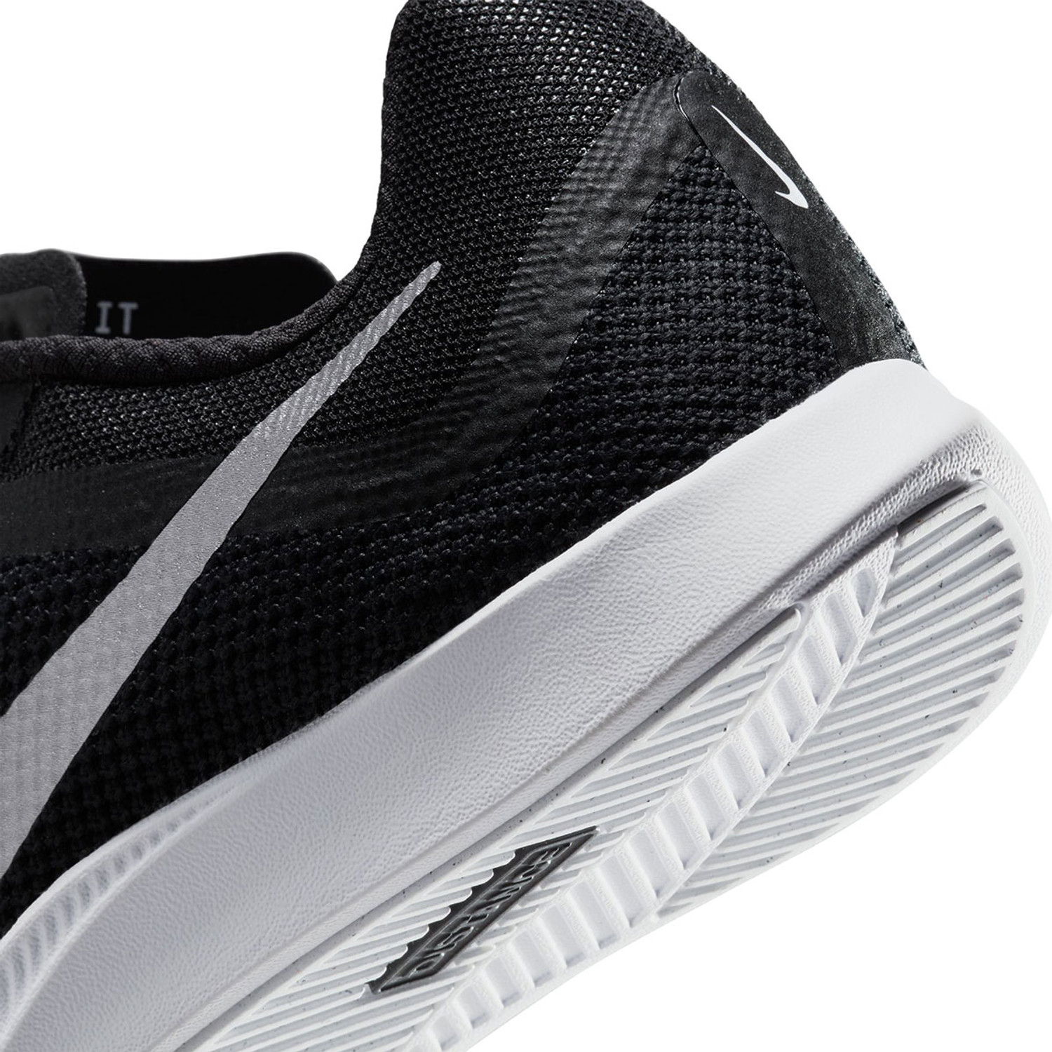 Nike Rival Distance