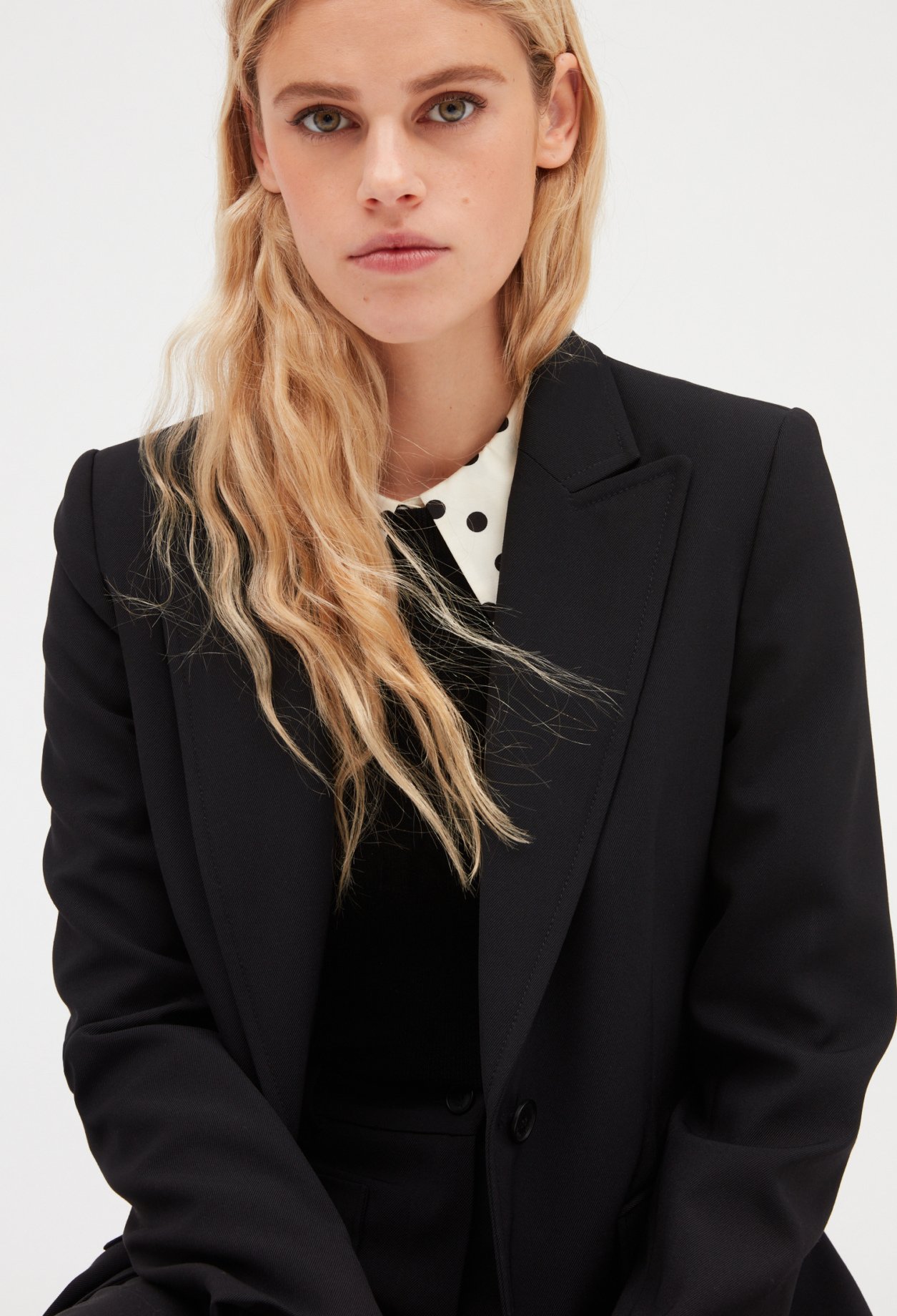Veste de costume ajustee