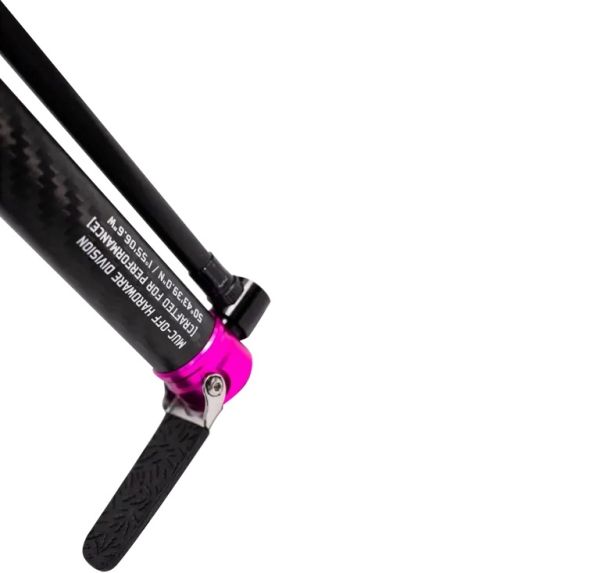 Muc-Off Airmach Carbon Mini Hånd/Fodpumpe, 130 PSI