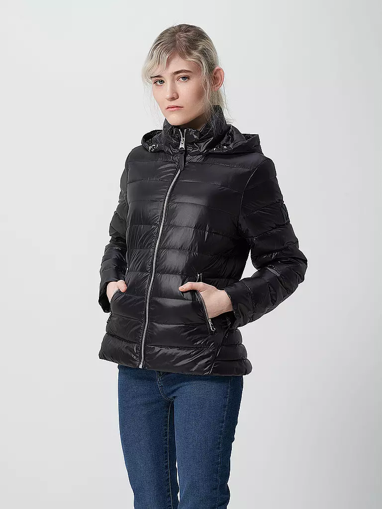 MACKAGE Leichtdaunenjacke Davina schwarz