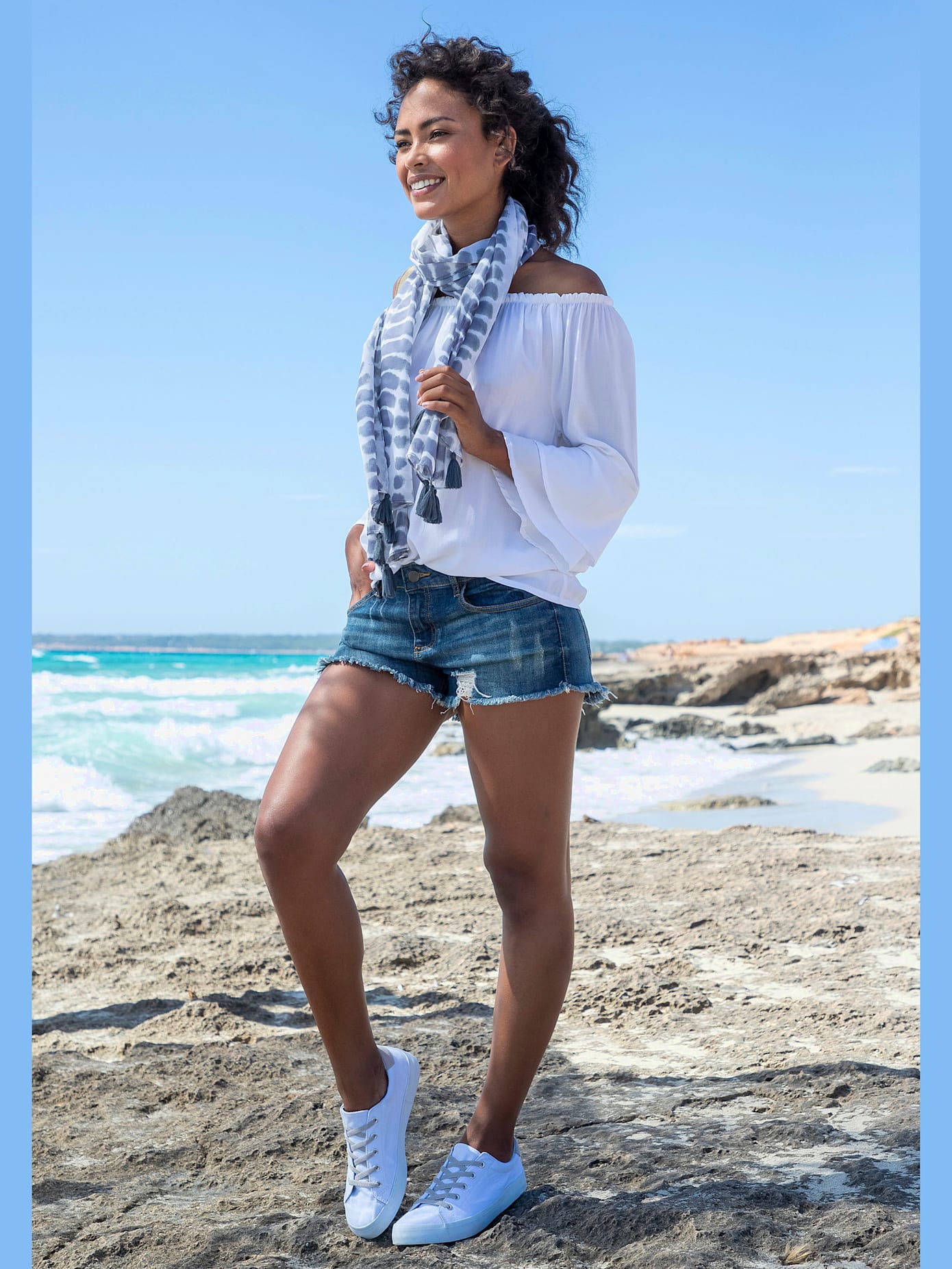Mini-short en jean effets usés tendance