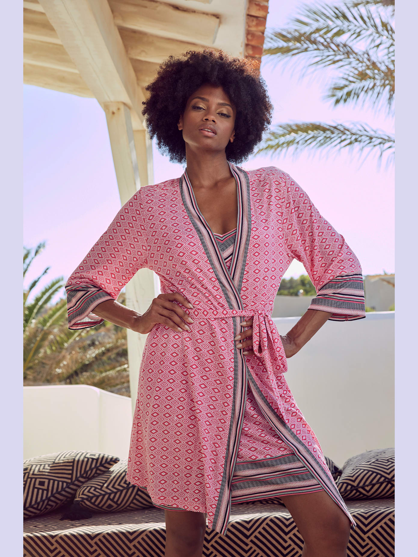 Kimono court avec motif ethnique