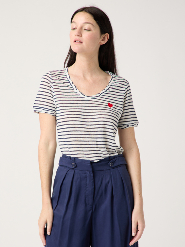 Top col tressé broderie coeur