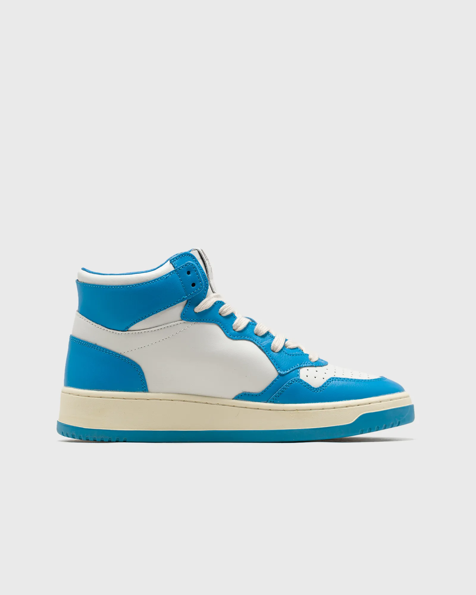 Autry Action Shoes WMNS MEDALIST MID